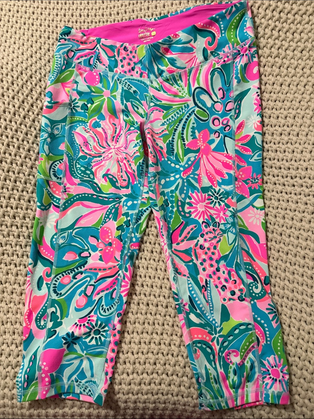 Lilly Pulitzer Luxletic Weekender Crop Leggings - size XL